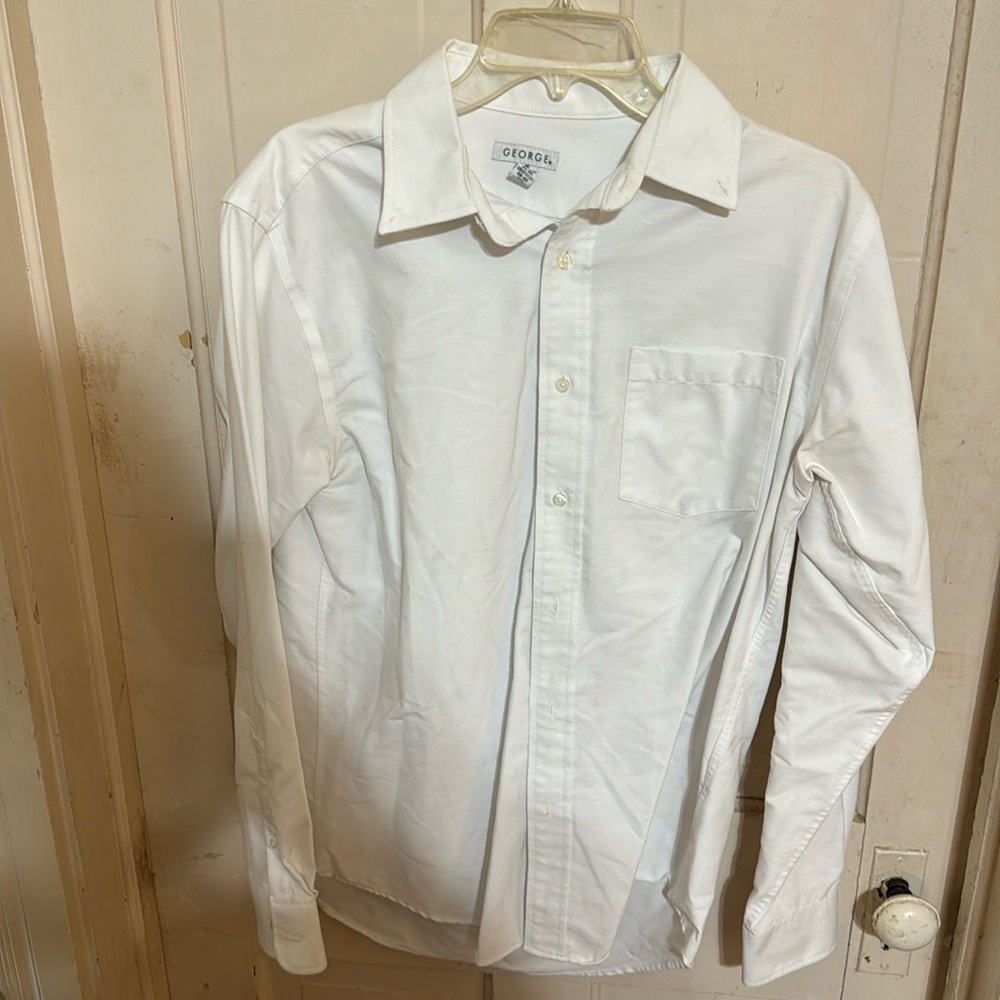 White dress shirt